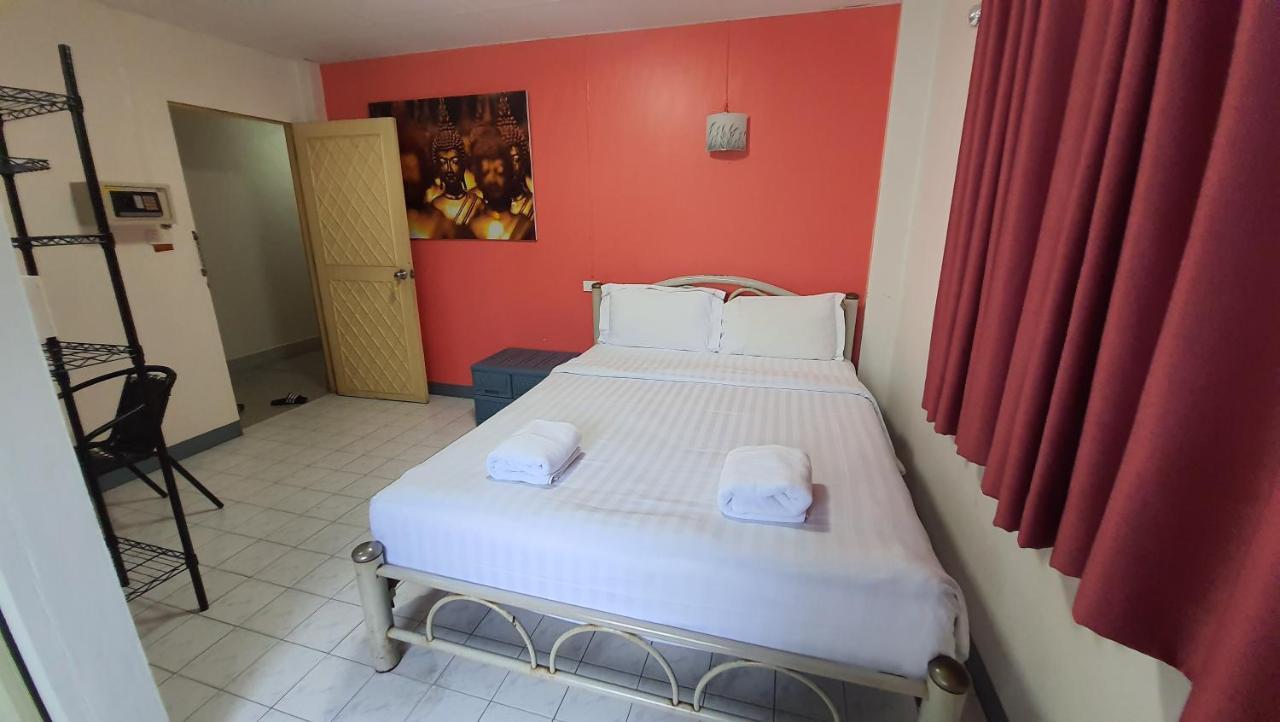 D.D. Inn Beach Guesthouse Pattaya Eksteriør bilde