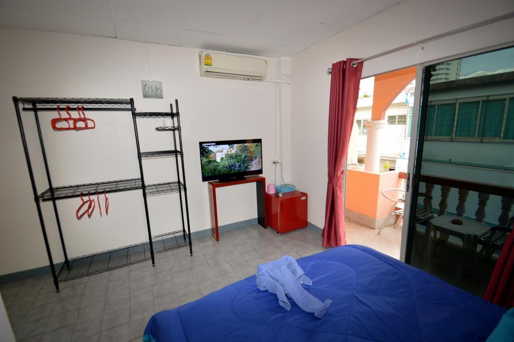 D.D. Inn Beach Guesthouse Pattaya Eksteriør bilde